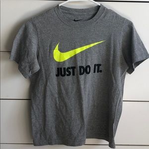 Nike T-shirt